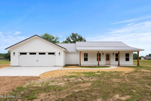 357 Parker Rd, Pope, MS, 38658-7237 | Card Image