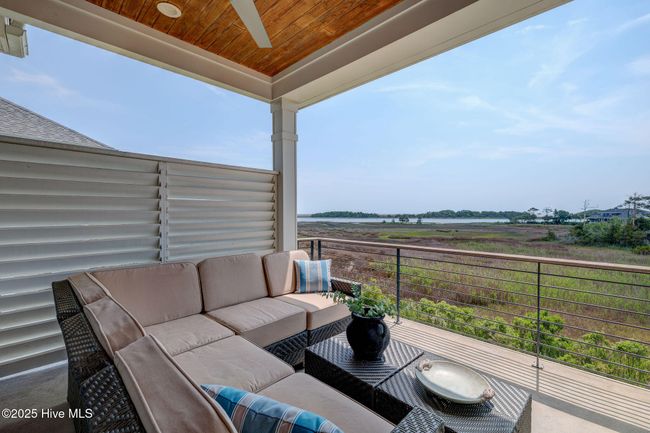 Top Deck | Image 45
