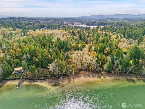 4 Se Sea Der Hok Ln, Shelton, WA, 98584 | Card Image