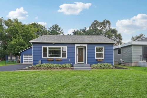 1406 Cambridge St, Hopkins, MN, 55343-1904 | Card Image