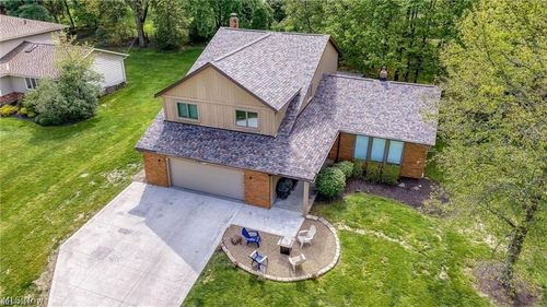 5062 Lansdowne Dr, Solon, OH, 44139-1227 | Card Image