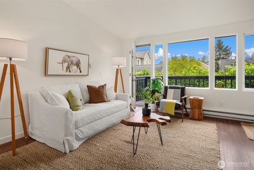 5-1519 5th Ave W, Seattle, WA, 98119-3256 | Card Image