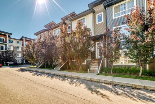 125 Walgrove Cove Se, Calgary, AB, T2X4E1 | Card Image