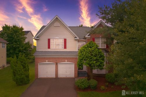 12 Fritz Dr, Sayreville, NJ, 08872-2150 | Card Image