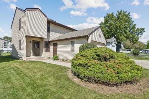 322 Maple Ln, Round Lake, IL, 60073-3344 | Card Image