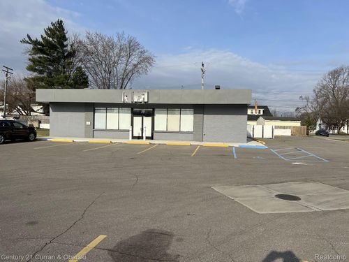 4502 S Wayne Rd, Wayne, MI, 48184-2117 | Card Image