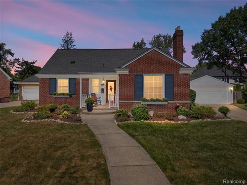 4444 Samoset Rd, Royal Oak, MI, 48073-6228 | Card Image