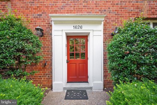 302-1626 W Abingdon Dr, ALEXANDRIA, VA, 22314-1076 | Card Image