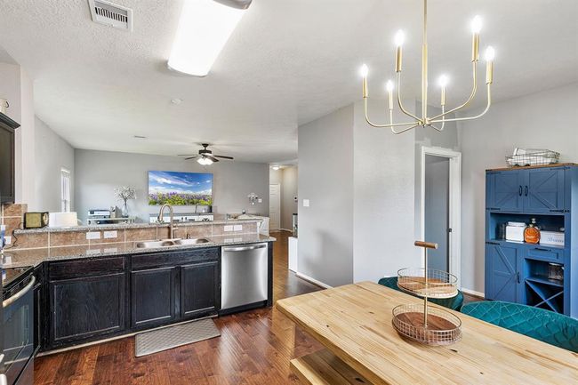 454 Fishhawk Way, House other with 3 bedrooms, 2 bathrooms and 2 parking in Crosby TX | Image 12