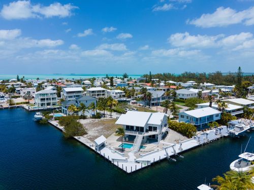 125 Porto Vista Court, Lower Matecumbe, FL, 33036 | Card Image
