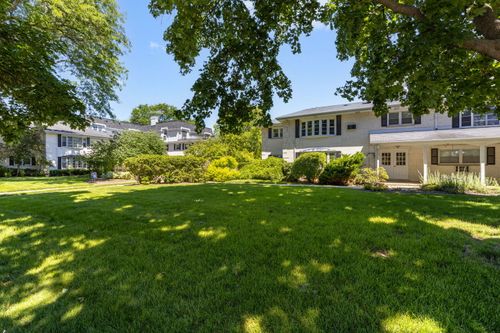 2f-510 Eastman St, Arlington Heights, IL, 60005-1328 | Card Image