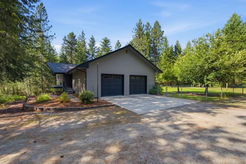 8818 N Ormond Ct, Newman Lake, WA, 99025-9437 | Card Image
