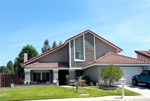 2943 Shirley Dr, Newbury Park, CA, 91320-3040 | Card Image