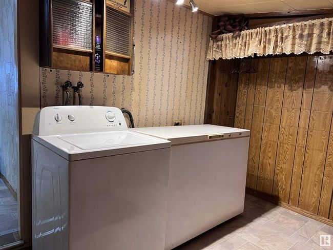5208 51 St, House other with 2 bedrooms, 1 bathrooms and null parking in Strome AB | Image 8