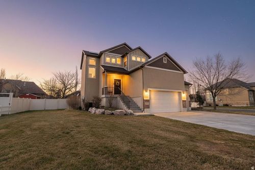 3711 S 3550 W, West Haven, UT, 84401-4704 | Card Image