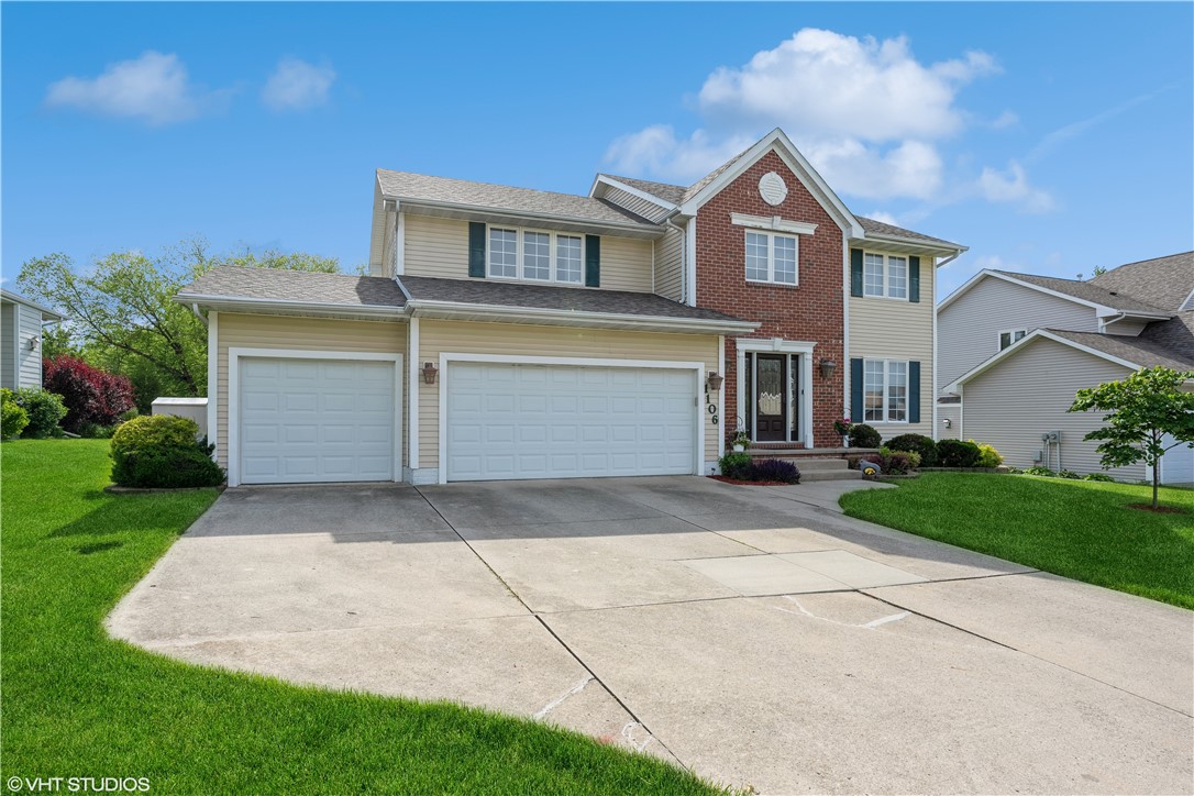 15th St, Newton, IA 50208