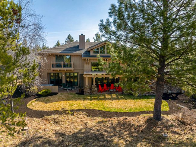 Exterior Back | Image 61