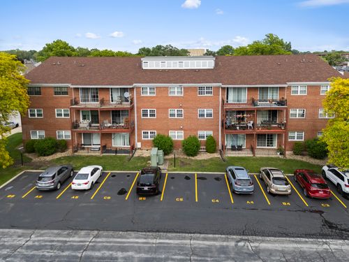apt-c5-6135 W 94th St, Oak Lawn, IL, 60453-2252 | Card Image