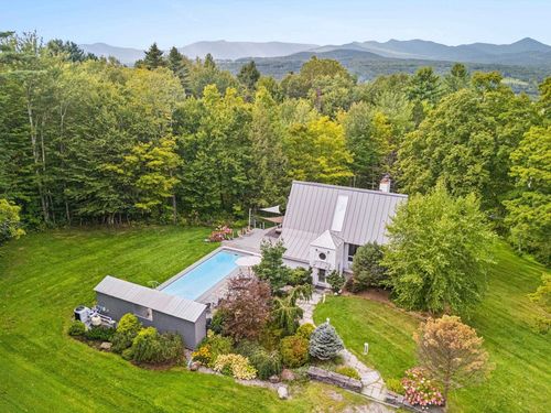 133 Glen Brook Rd, Stowe, VT, 05672-4331 | Card Image