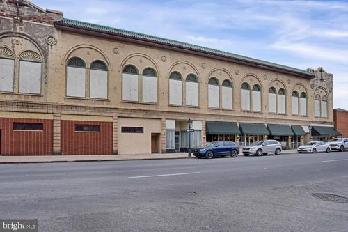 736 W 4th St, Williamsport, PA, 17701-5904 | Card Image