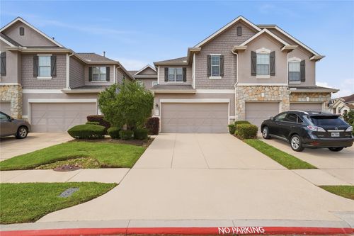 16045 Summerville Lake Dr, Tomball, TX, 77377-2838 | Card Image