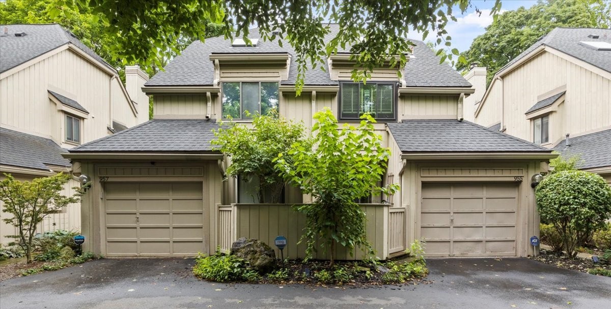 East Ave, Rochester, NY 14607