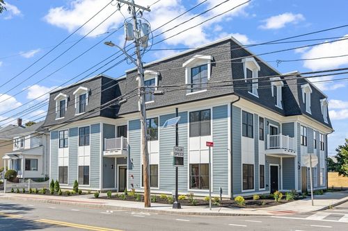 260 Elm St, Everett, MA, 02149-5224 | Card Image