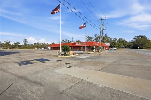 3720 W Park Ave, Orange, TX, 77630-1810 | Card Image