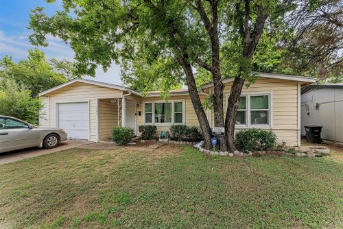 3779 Castleman Street, Fort Worth, TX, 76119 | Card Image