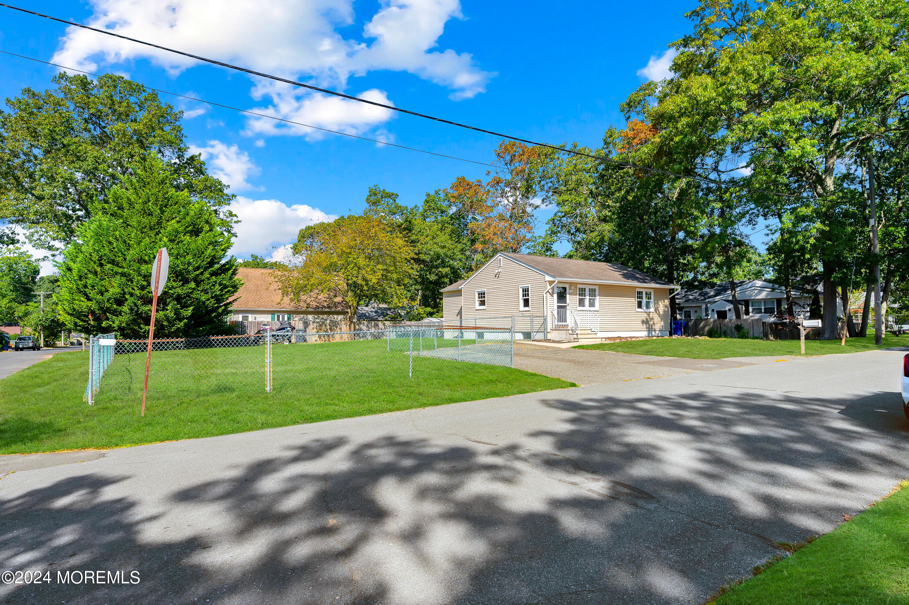 Magnolia Ave, Brick, NJ 08723