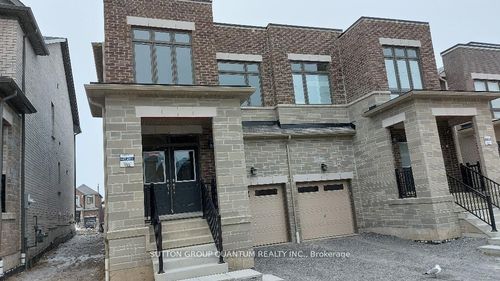 12 Armilia Pl, Whitby, ON, L1P0N9 | Card Image