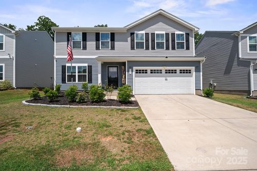 707 Pointe Andrews Dr, Concord, NC, 28025-8549 | Card Image
