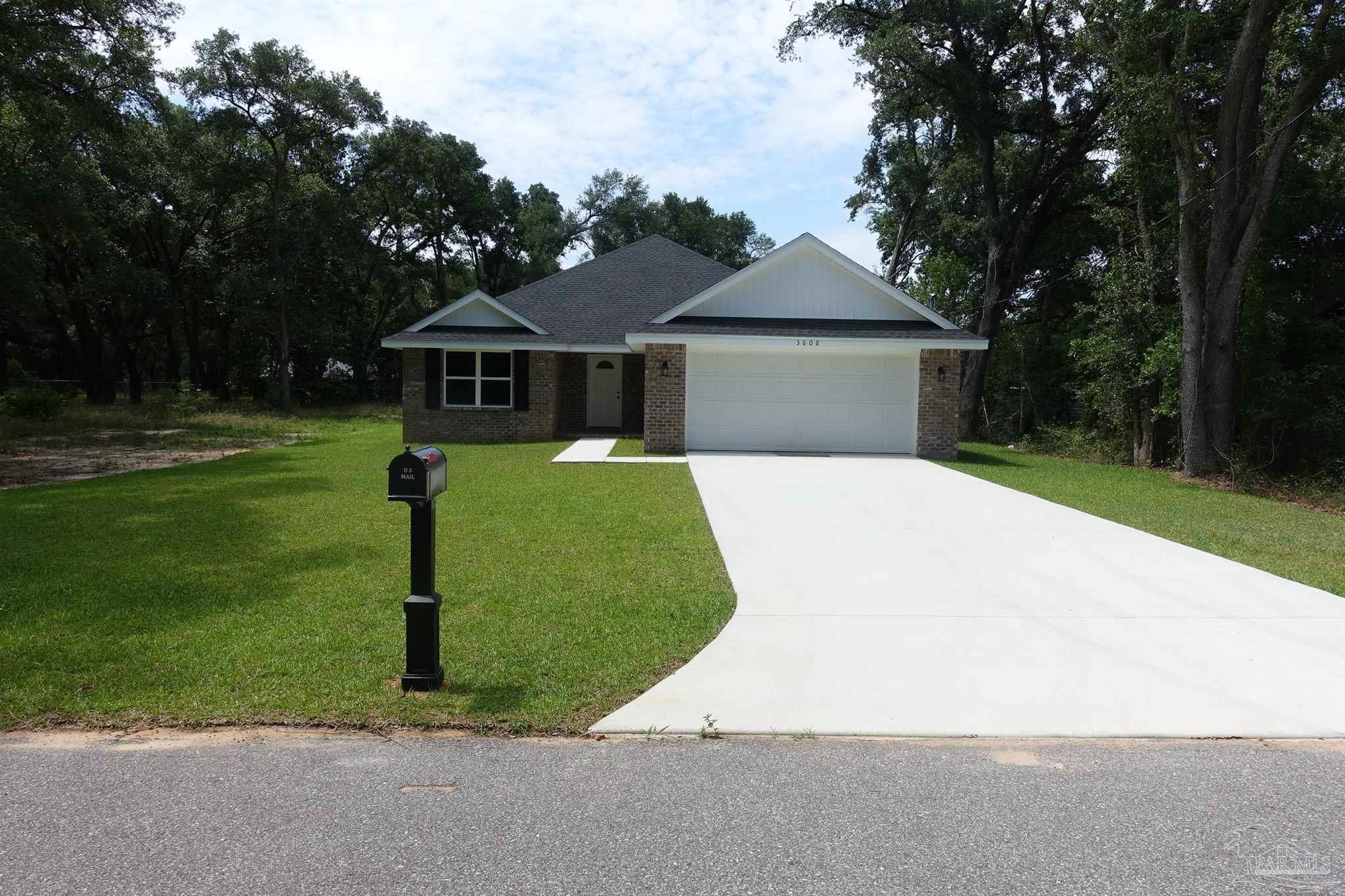 Charlotte Ave, Pensacola, FL 32507