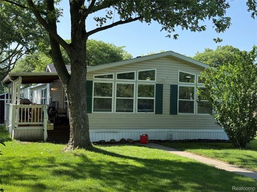 27444 Bordeau St, Romulus, MI, 48174-9529 | Card Image