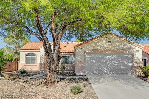 4226 W El Campo Grande Ave, North Las Vegas, NV, 89031-3652 | Card Image