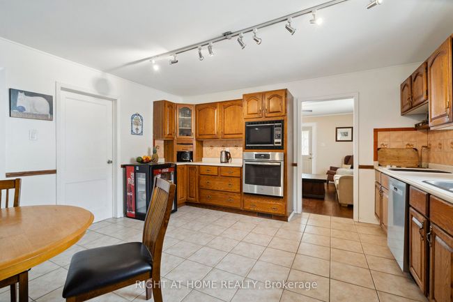 51 Frederick St S, House other with 2 bedrooms, 2 bathrooms and 4 parking in Acton ON | Image 11