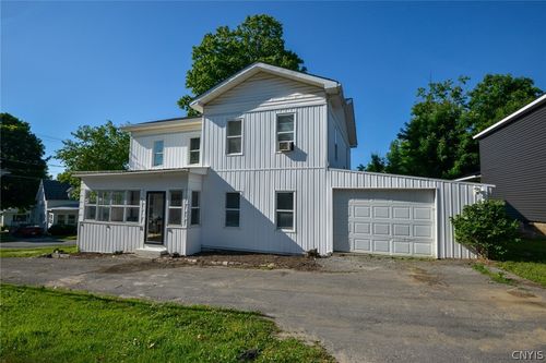 93 Walton St, Alexandria Bay, NY, 13607-1201 | Card Image