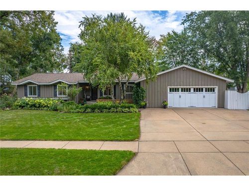 412 Helen Street, North Hudson, WI, 54016 | Card Image