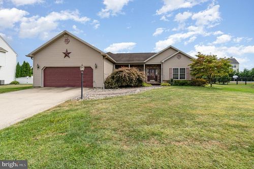 5993 Three Rivers Dr, HARRISBURG, PA, 17112-3557 | Card Image