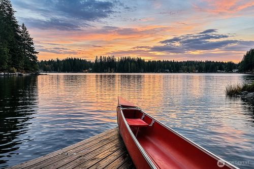 5265 Lakeside Dr, Langley, WA, 98260-8262 | Card Image