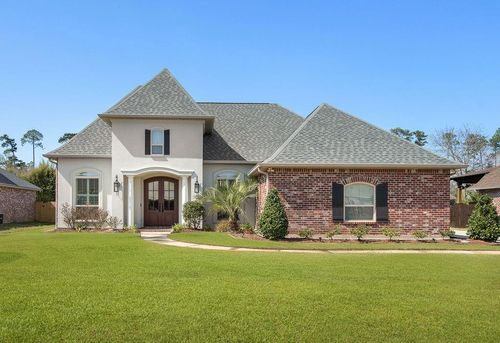 1067 Scarlet Oak Ln, Mandeville, LA, 70448-6420 | Card Image
