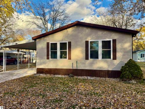 23 Meadow Ln, Ithaca, MI, 48847-1846 | Card Image