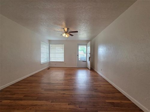1005 Sw 53rd St, Oklahoma City, OK, 73109-4403 | Card Image