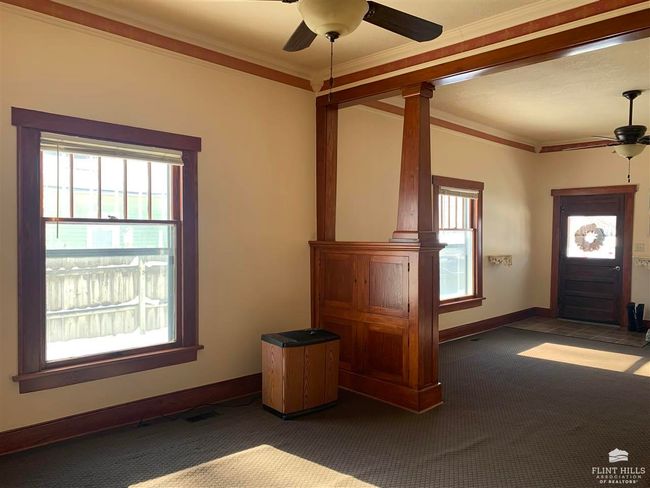 708 S Cedar St, House other with 3 bedrooms, 3 bathrooms and null parking in Abilene KS | Image 4