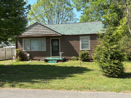 1212 Jones St, Athens, TN, 37303-3326 | Card Image