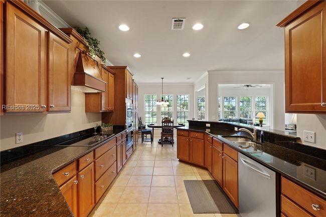 17 Camilla Pink Ct, House other with 2 bedrooms, 2 bathrooms and null parking in Bluffton SC | Image 5