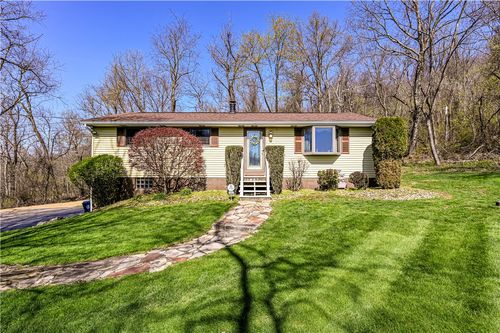 2037 Ridge Rd, Jeannette, PA, 15644-4413 | Card Image