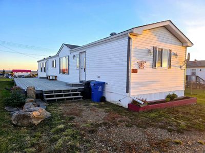 4713 42 Ave, House detached with 3 bedrooms, 2 bathrooms and 2 parking in Spirit River AB | Image 1