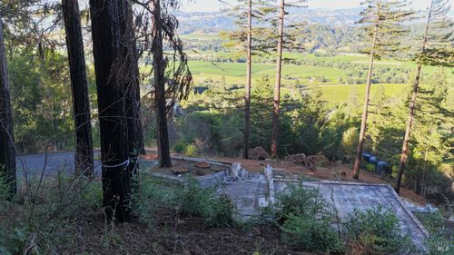 8207 W Dry Creek Road, Healdsburg, CA, 95448 | Card Image