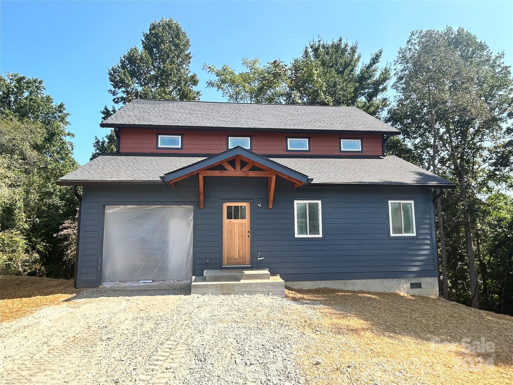 Hidden Meadow Dr, Hendersonville, NC 28792